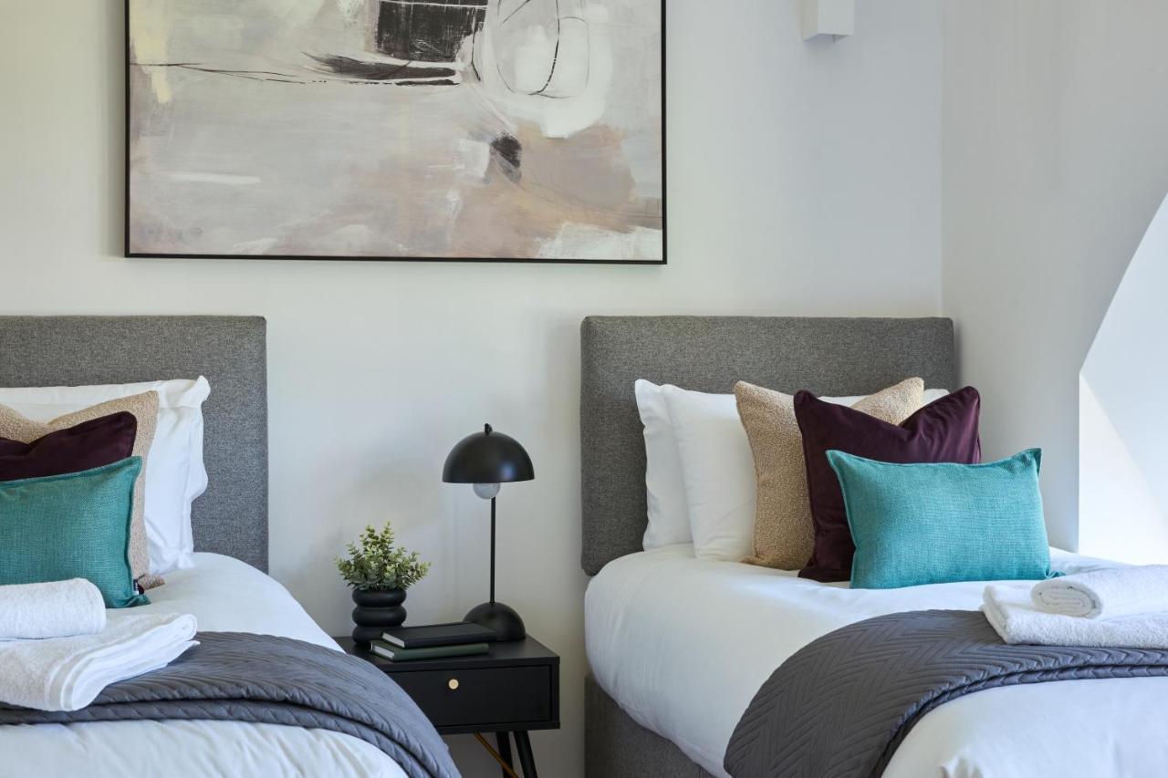 Kew Bridge By Viridian Apartments מראה חיצוני תמונה