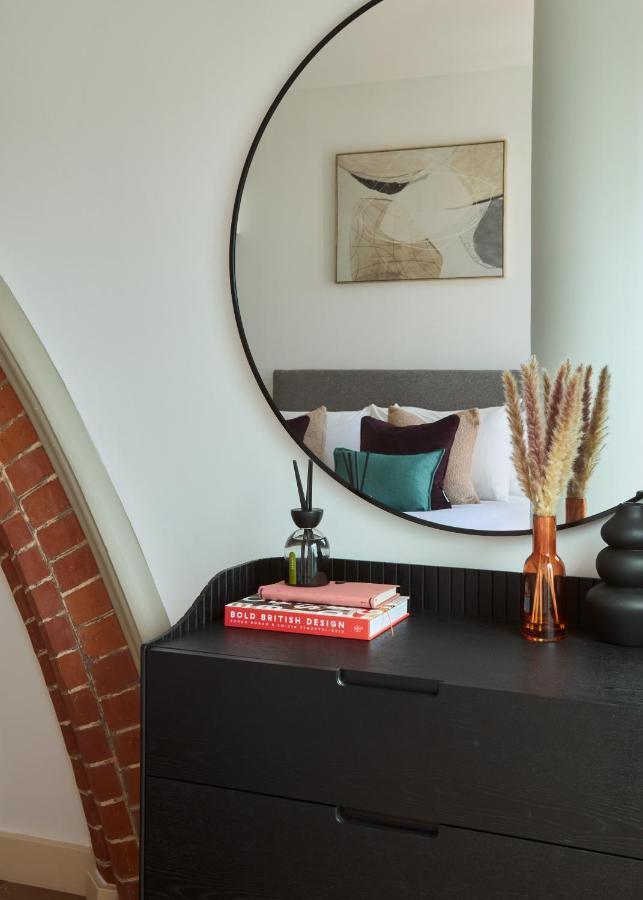 Kew Bridge By Viridian Apartments מראה חיצוני תמונה