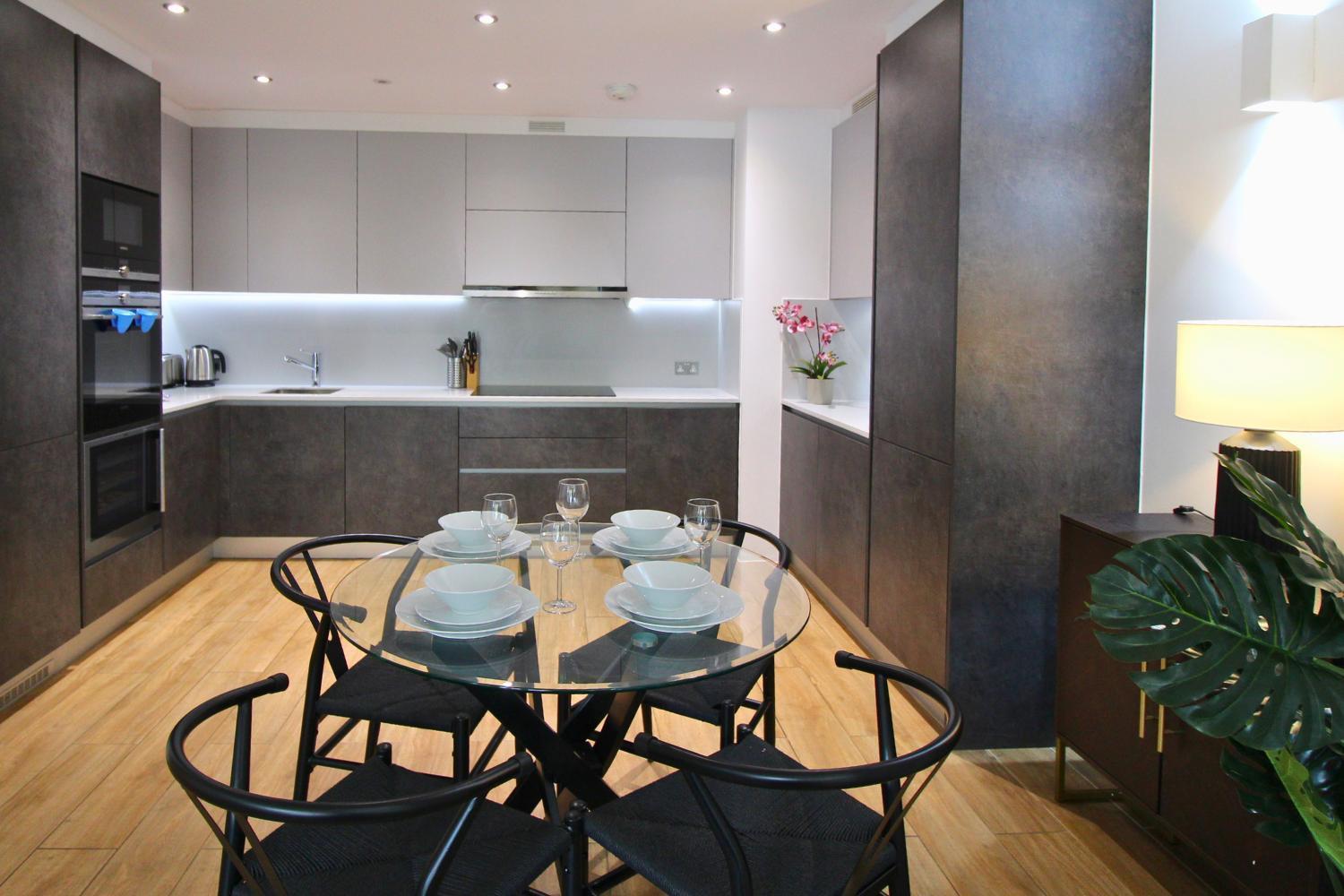 Kew Bridge By Viridian Apartments מראה חיצוני תמונה