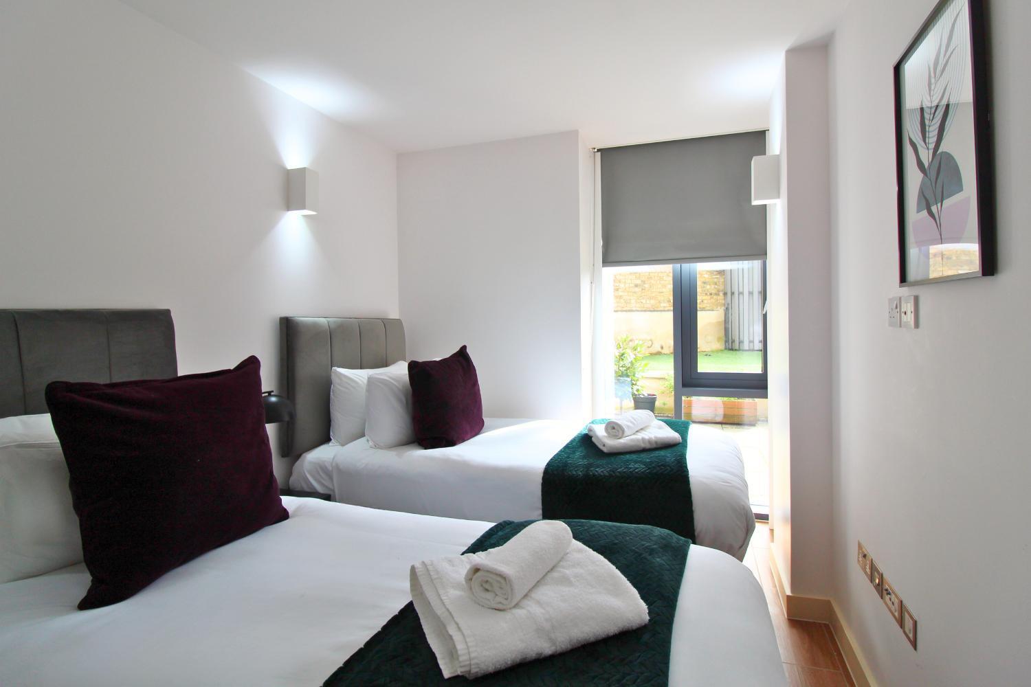 Kew Bridge By Viridian Apartments מראה חיצוני תמונה